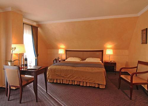 Hotel Ambiente Trier Bagian luar foto